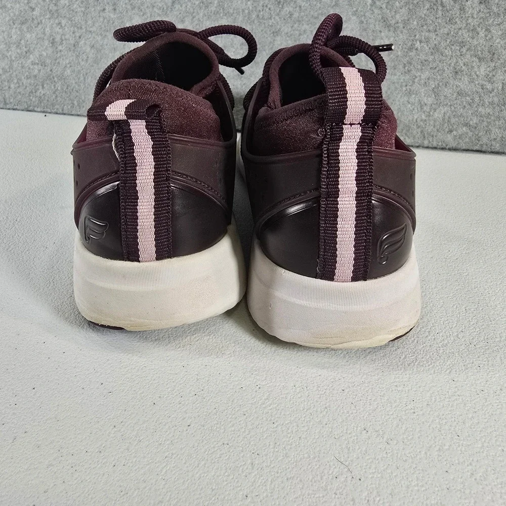 Fabletics Pismo Performance Sneaker Womens 9 Burgundy Training Shoes Mesh Low